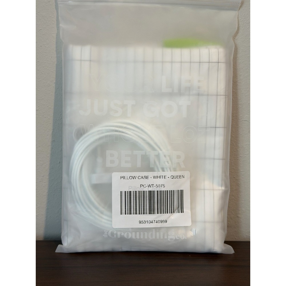 NEW The Grounding Co Grounding Pillow Case - White Queen‎ with Cord
